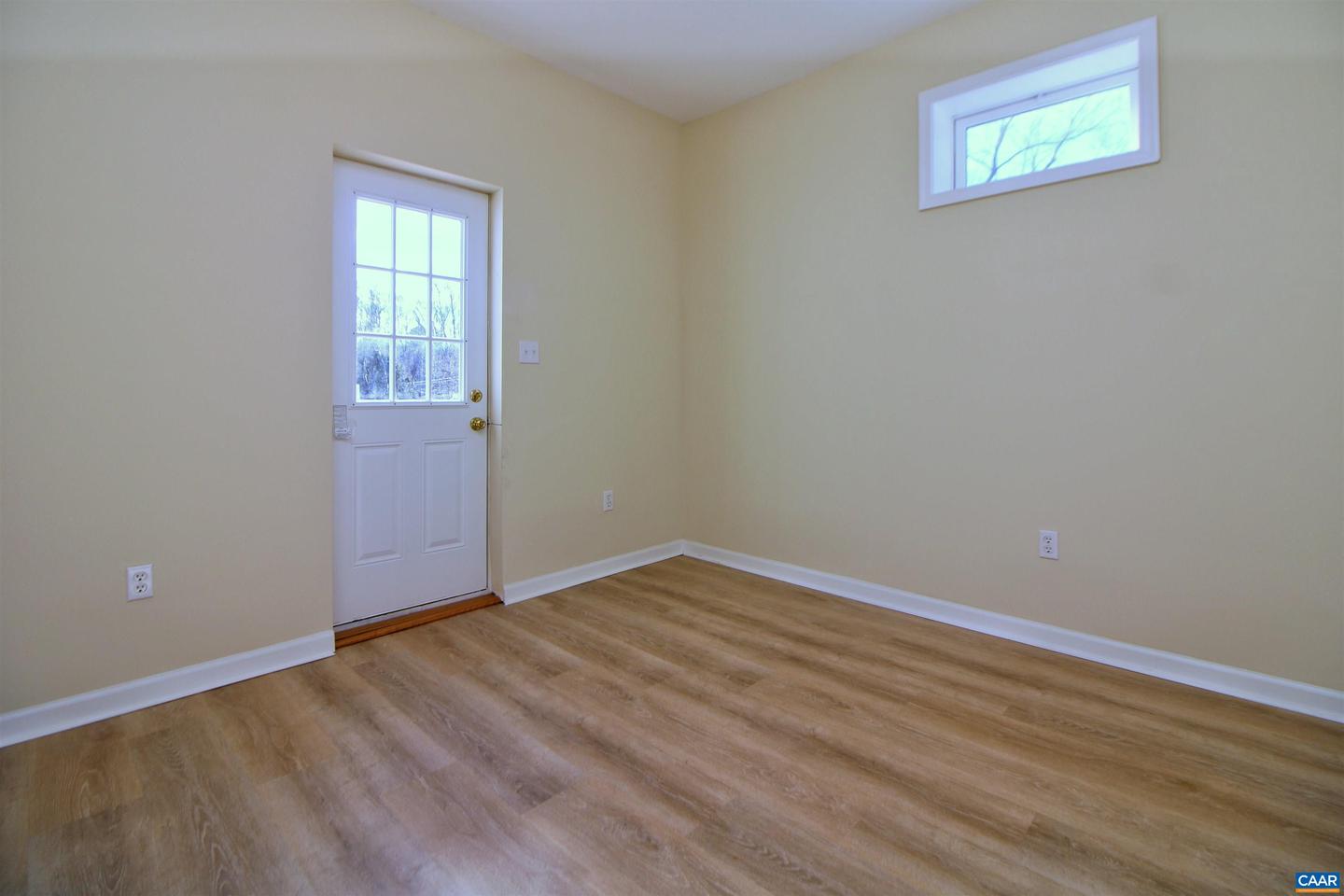 629 Mineral Ave Property Photo 23