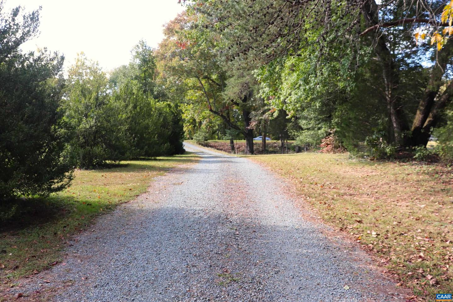 1537 Black Cat Rd #1 Property Photo 12