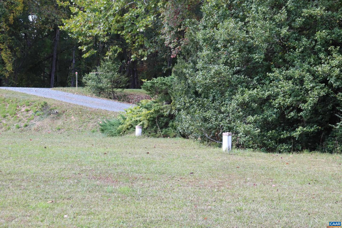 1537 Black Cat Rd #1 Property Photo 23