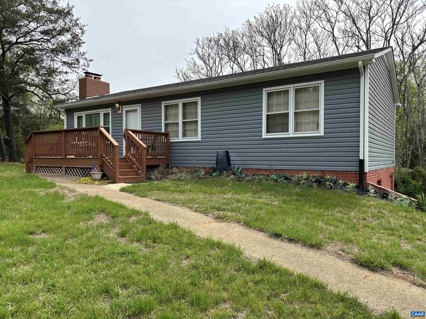 3193 Old Lynchburg Rd Property Photo 2