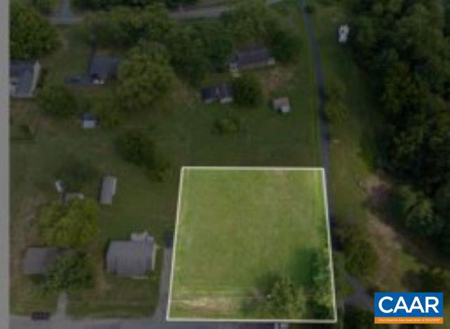 1728 White Hall Rd #11&12 Property Photo 2