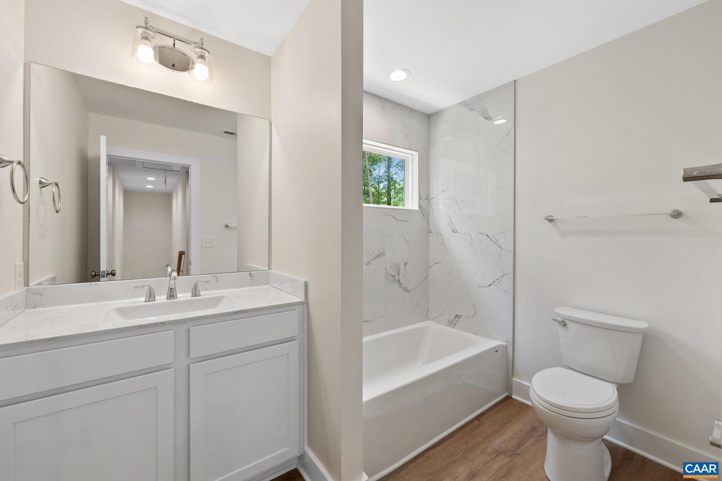 487 Kenwood Ln Property Photo 32