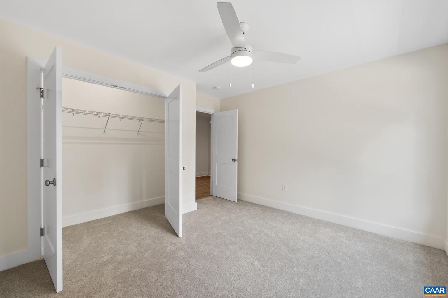 487 Kenwood Ln Property Photo 34
