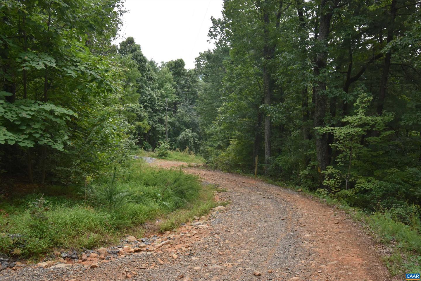 12 Old Mountain Rd #12 Property Photo 17