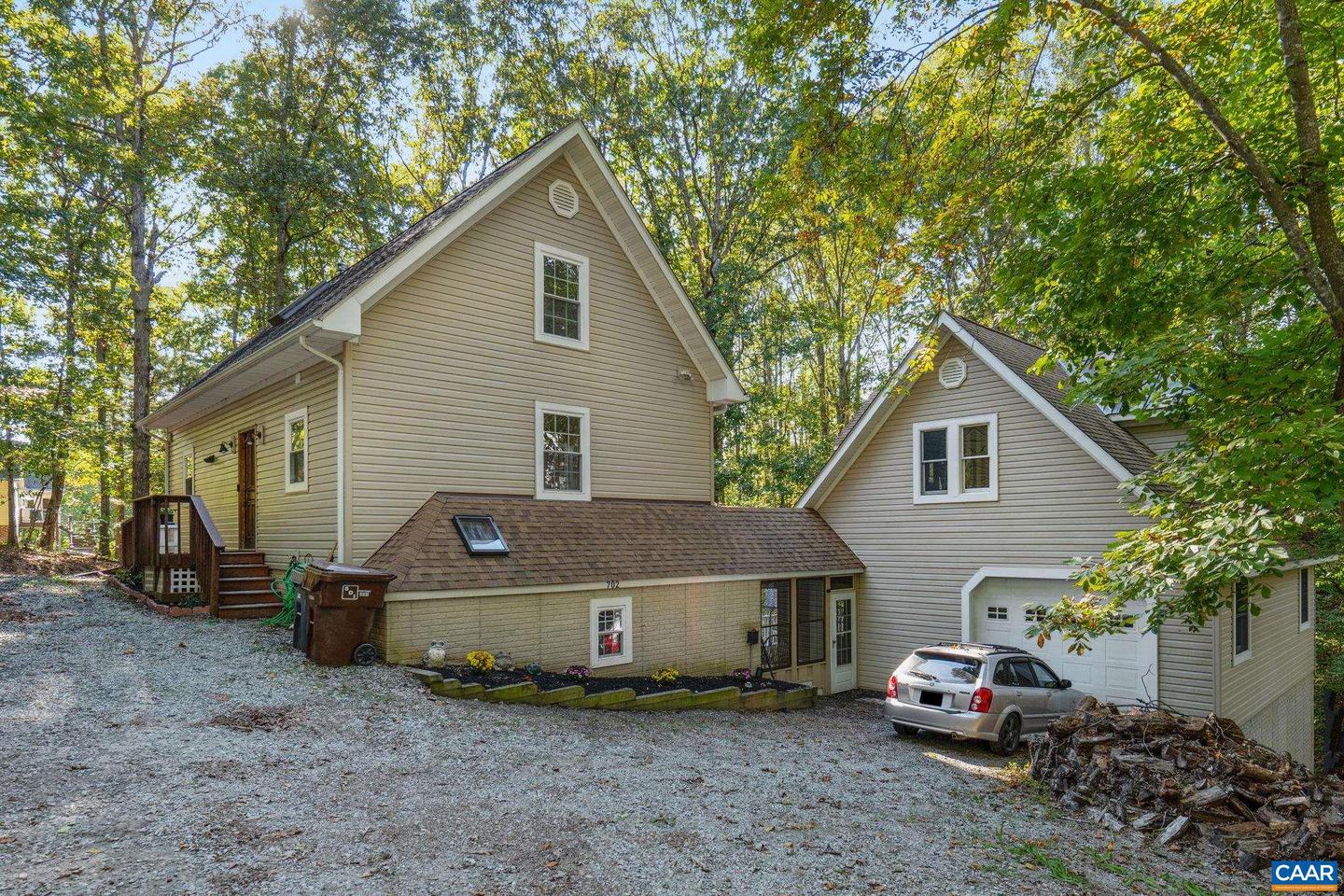 702 Jefferson Dr Property Photo 10
