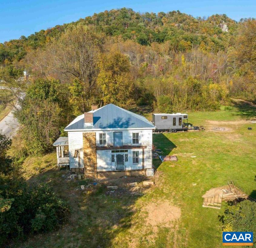 31 Orchard Rd Property Photo 1
