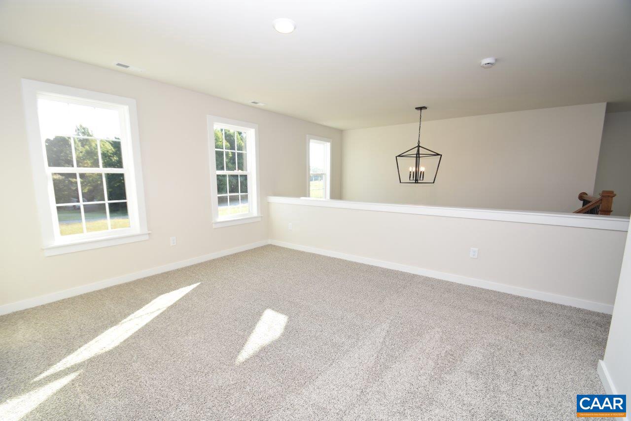 Forest Glen Ln #fg 22 Property Photo 5