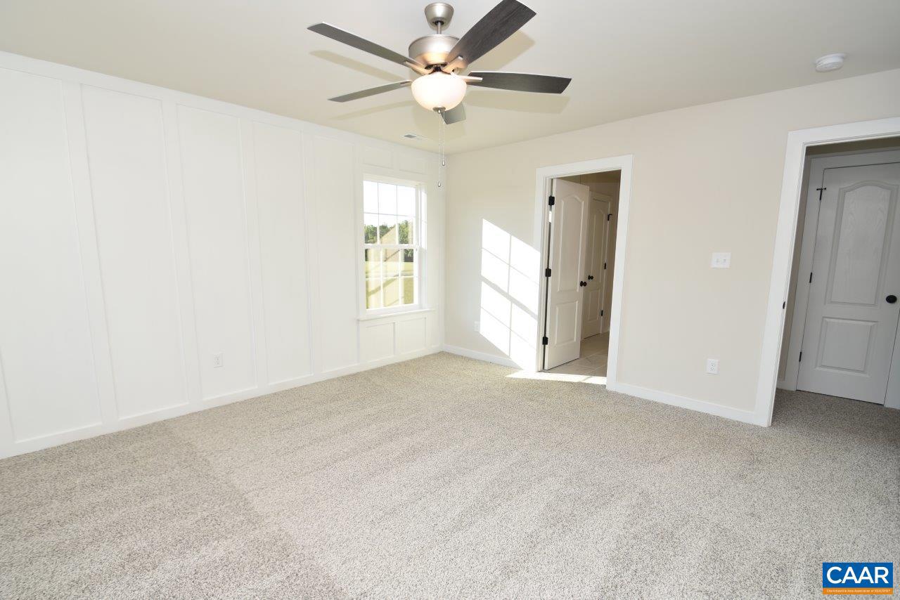 Forest Glen Ln #fg 22 Property Photo 12