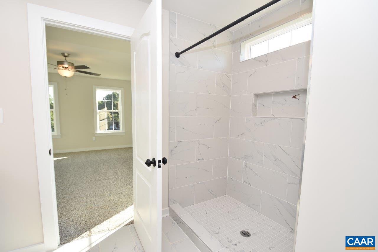 Forest Glen Ln #fg 22 Property Photo 15