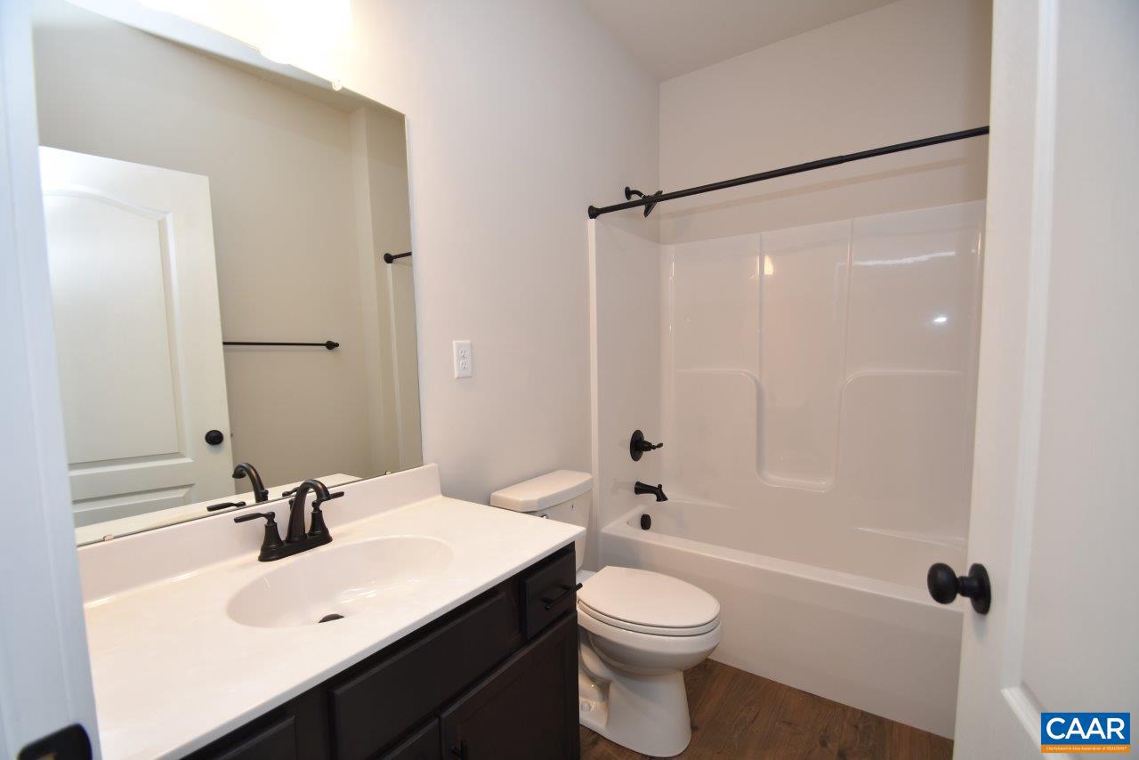 Forest Glen Ln #fg 22 Property Photo 22