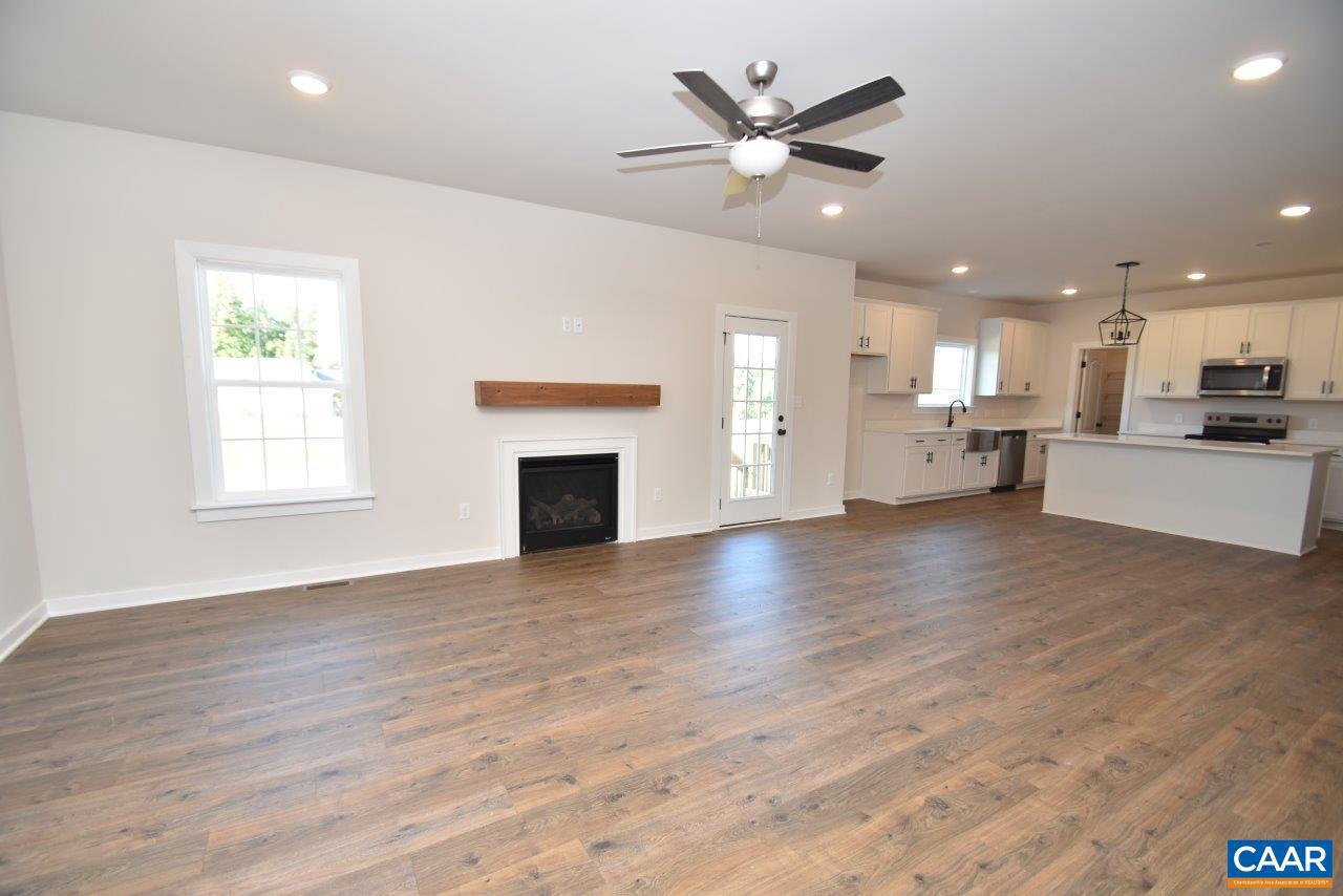 Forest Glen Ln #fg 22 Property Photo 27