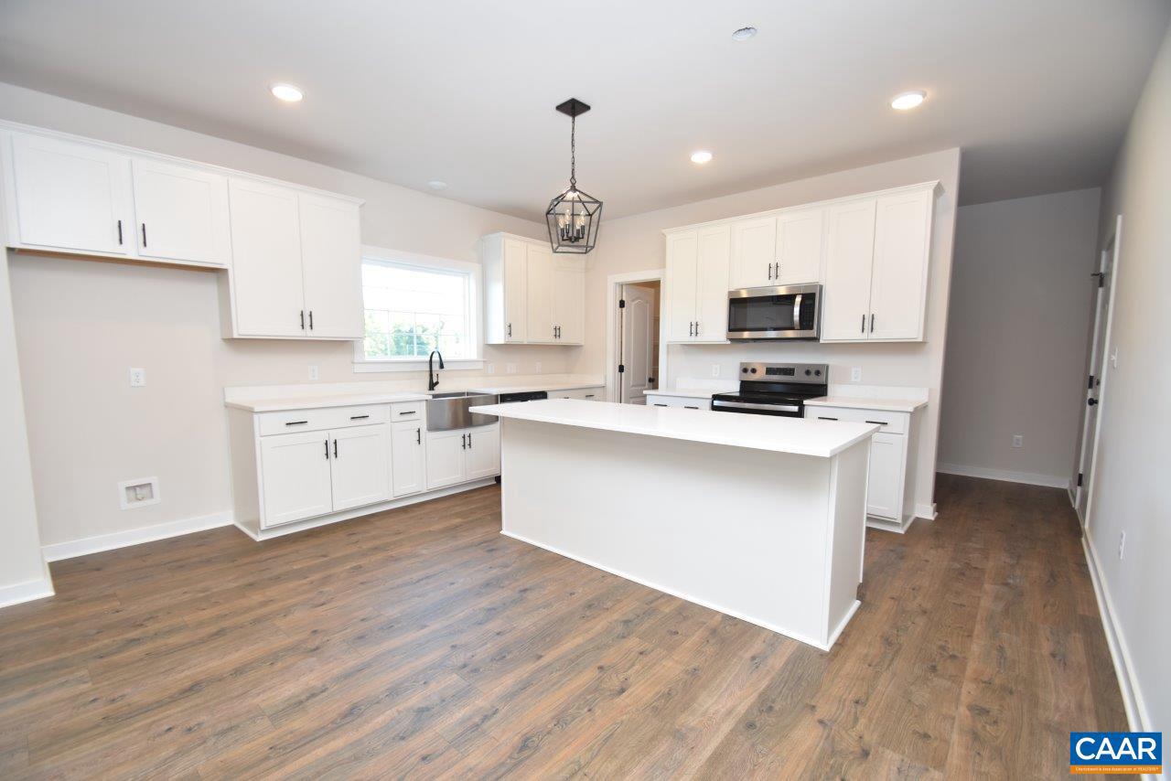 Forest Glen Ln #fg 22 Property Photo 28