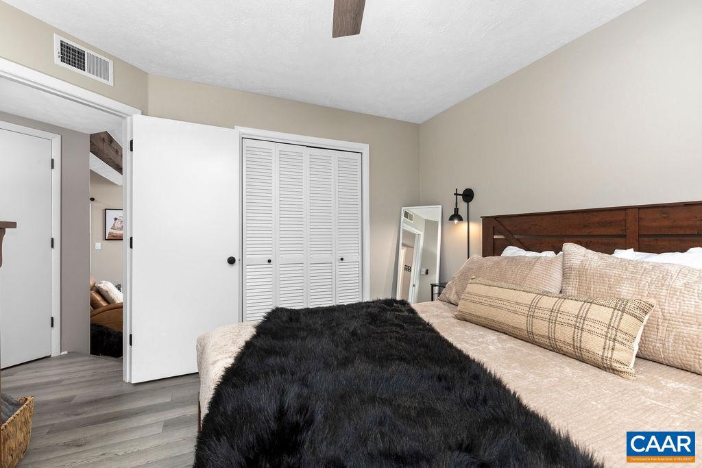 744 Laurelwood Condos Property Photo 6