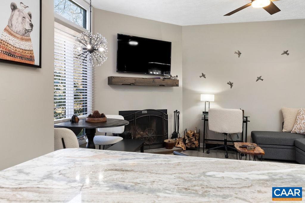 744 Laurelwood Condos Property Photo 17