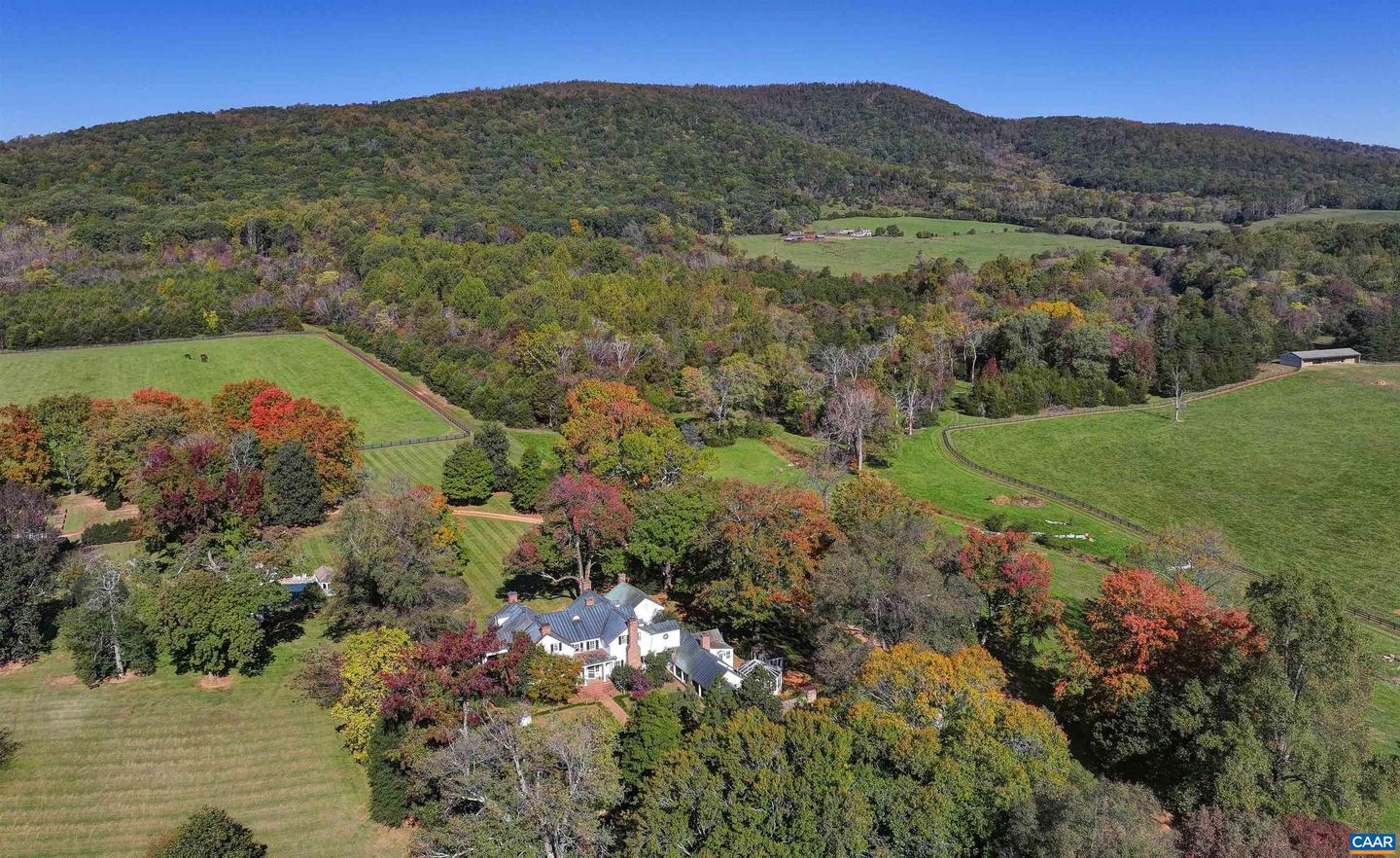2262 Old Keswick Farm Property Photo 2