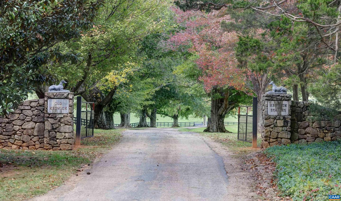 2262 Old Keswick Farm Property Photo 8