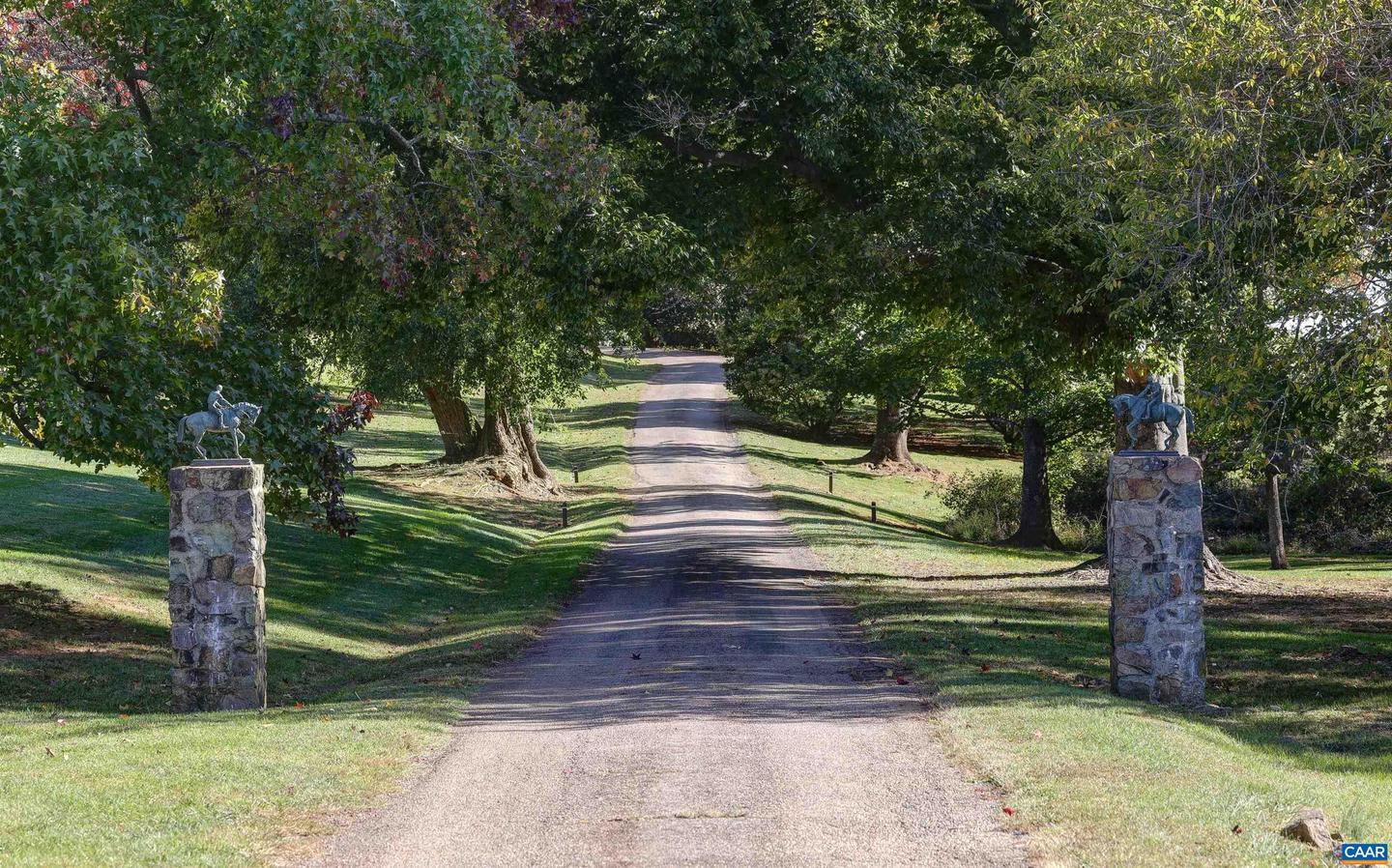 2262 Old Keswick Farm Property Photo 13