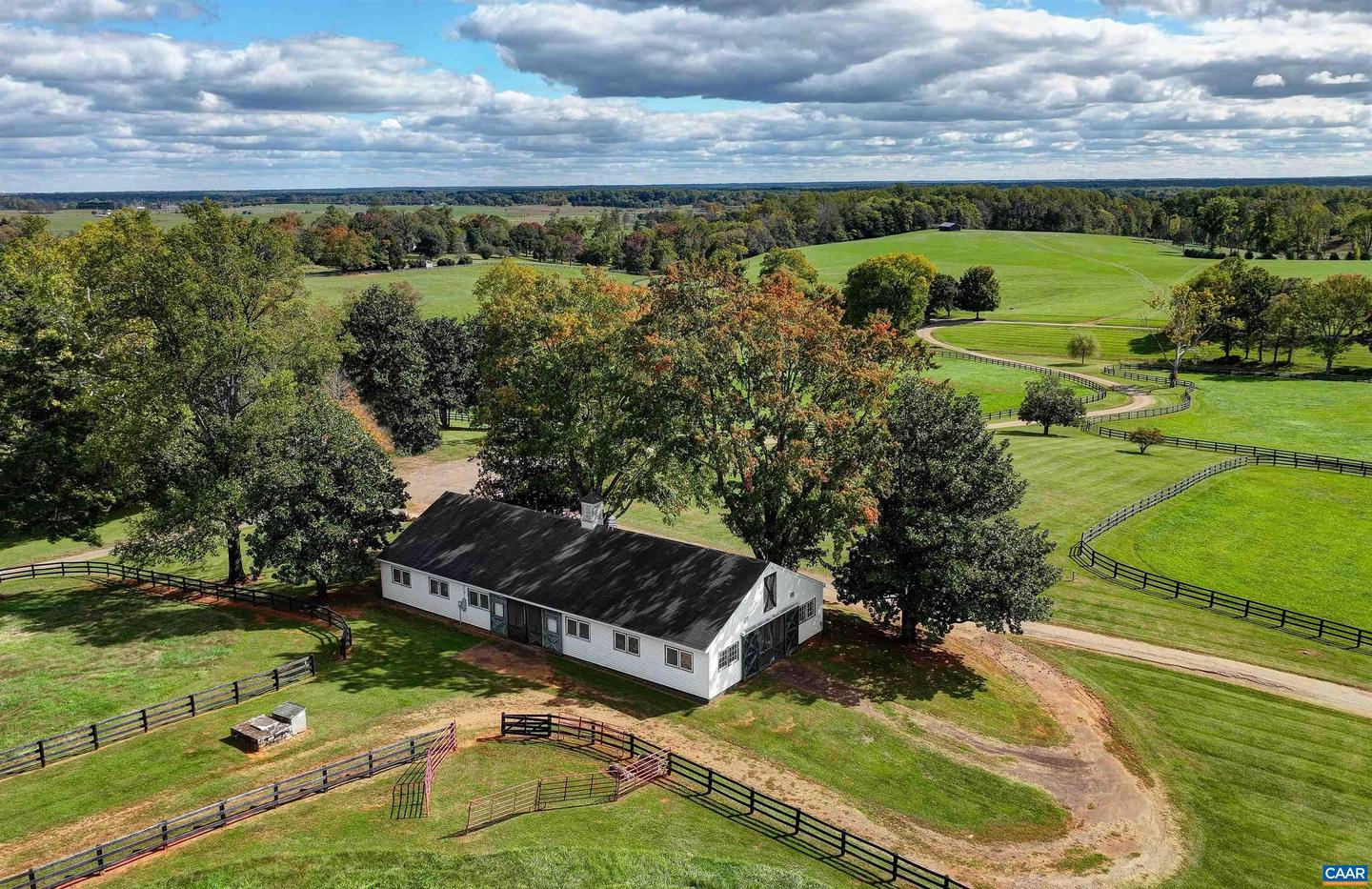 2262 Old Keswick Farm Property Photo 35