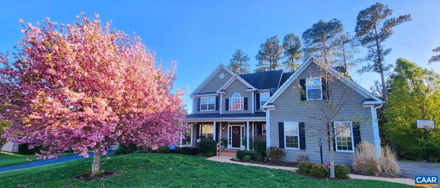 2 Forest Ct Property Photo 1