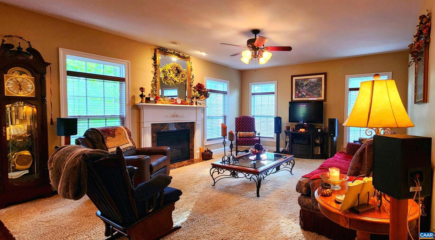 2 Forest Ct Property Photo 25