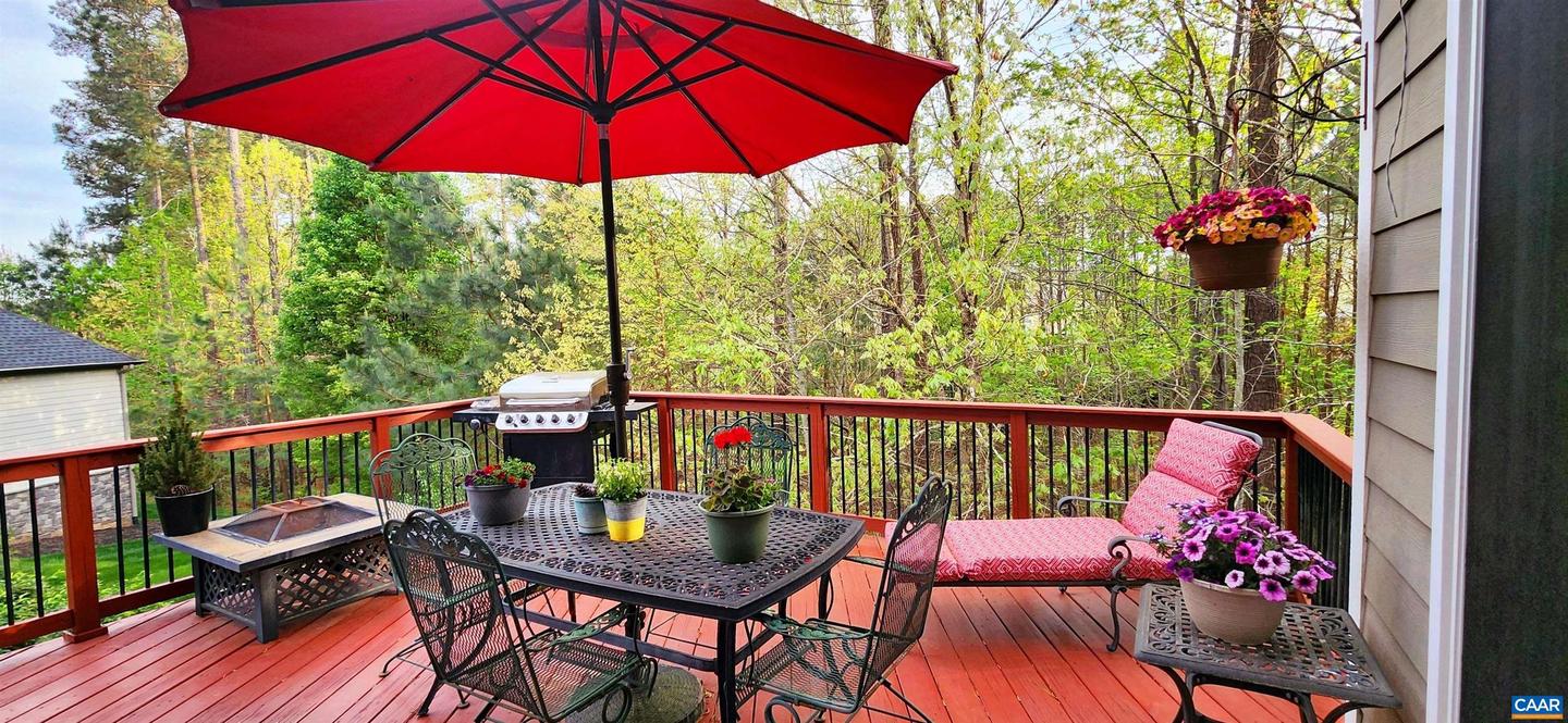 2 Forest Ct Property Photo 33