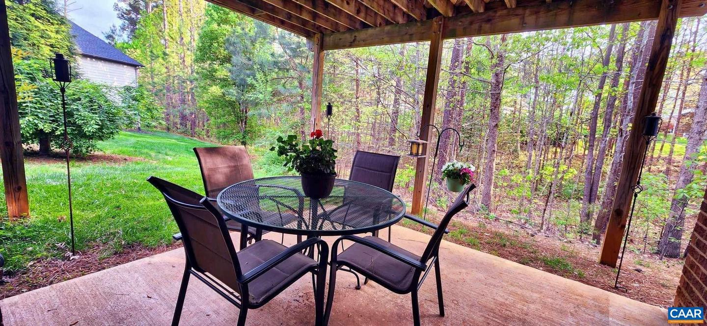 2 Forest Ct Property Photo 55