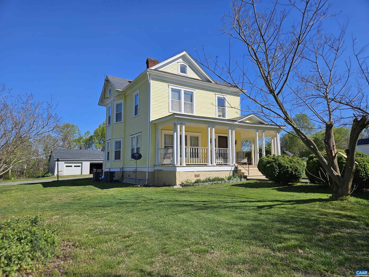 751 Main St Property Photo