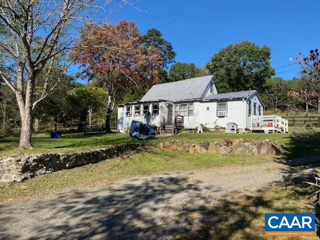 1420 Parrish Rd Property Photo 1
