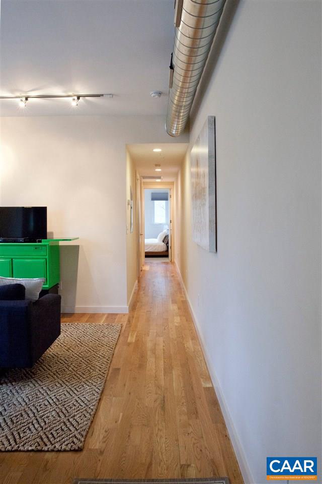 1600 Se Jefferson Park Ave #212 Property Photo 3