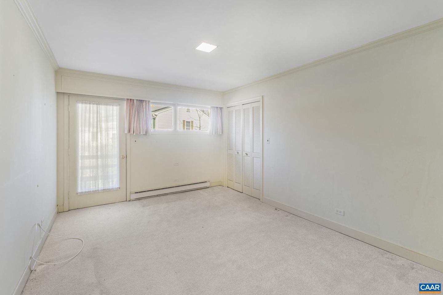 901 Rugby Rd Property Photo 38