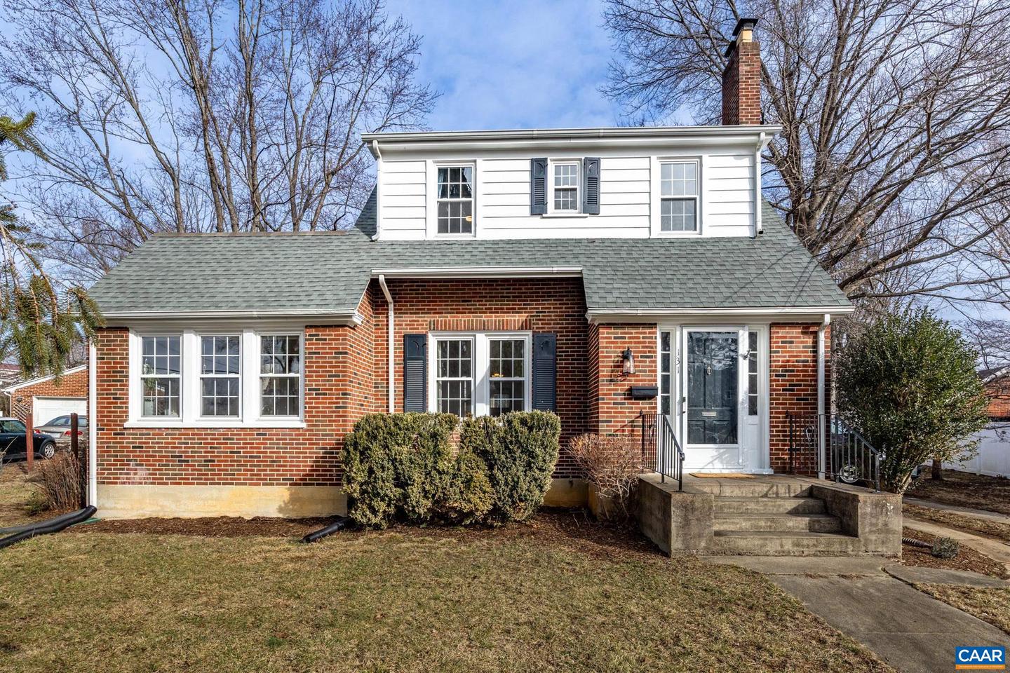 131 Crompton Rd Property Photo