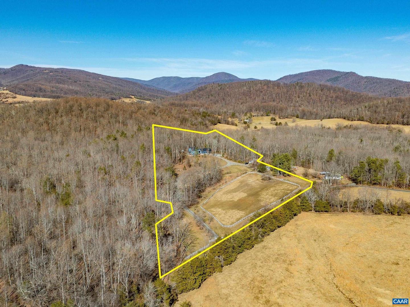 575 Teel Mountain Rd Property Photo 3