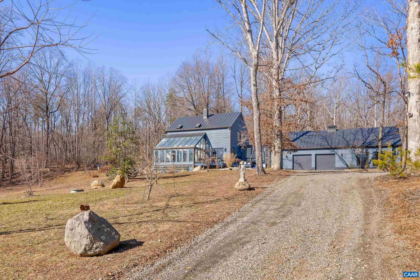 575 Teel Mountain Rd Property Photo 5