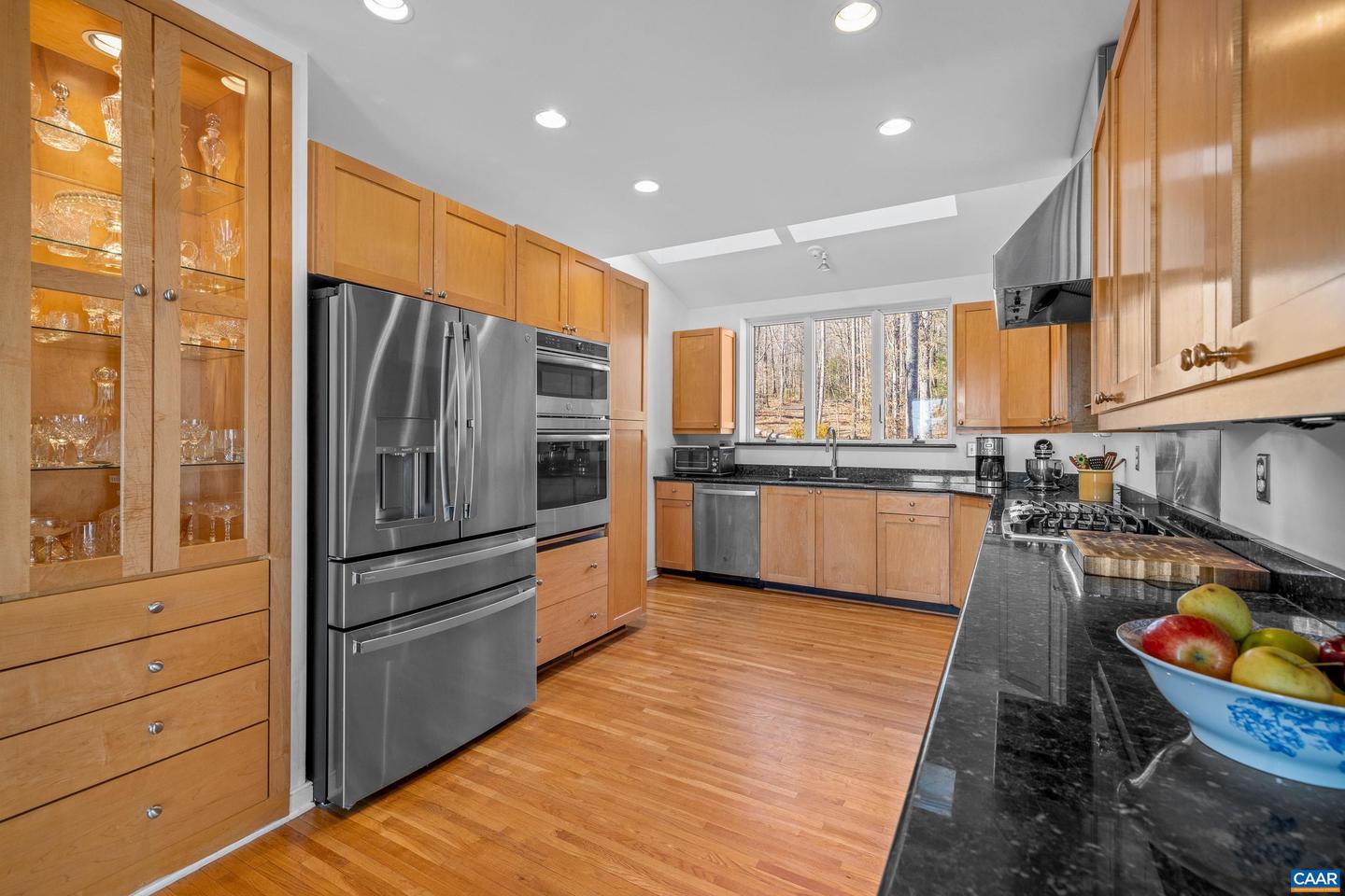 575 Teel Mountain Rd Property Photo 18