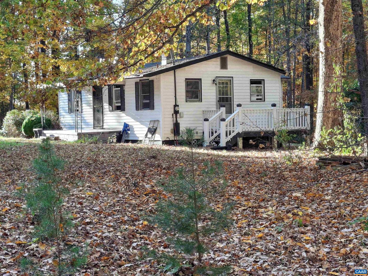 324 Woodland Dr Property Photo 1