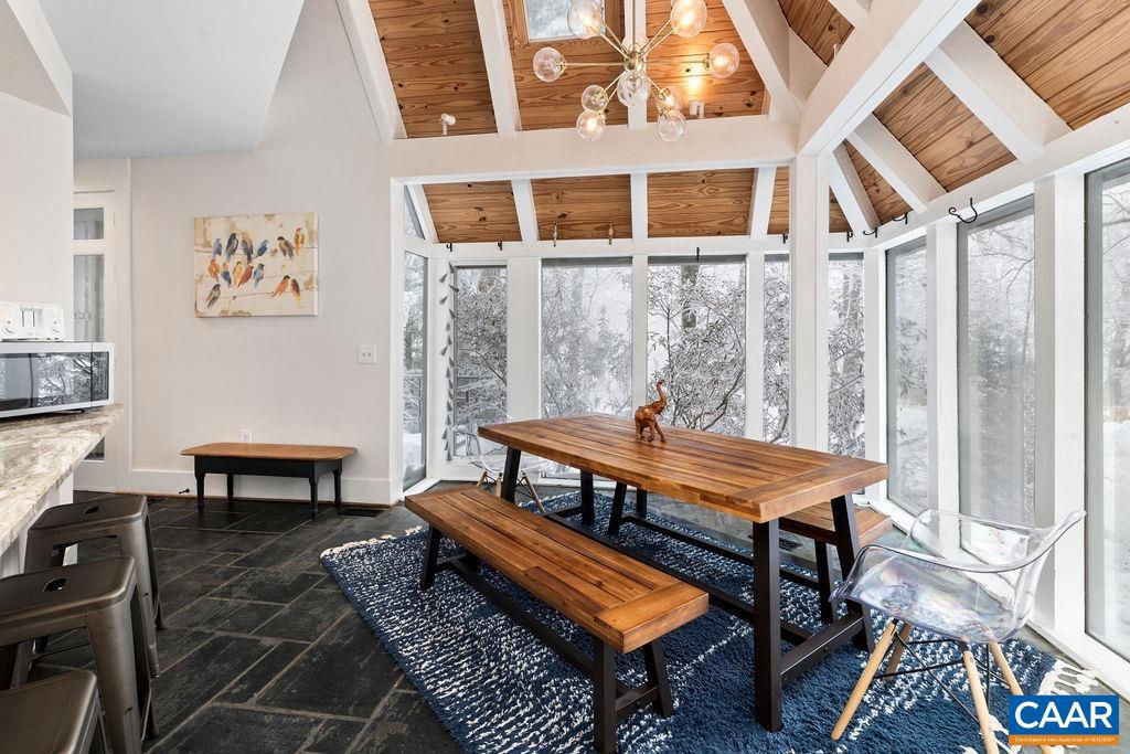 1023 Devils Knob Loop Property Photo 7