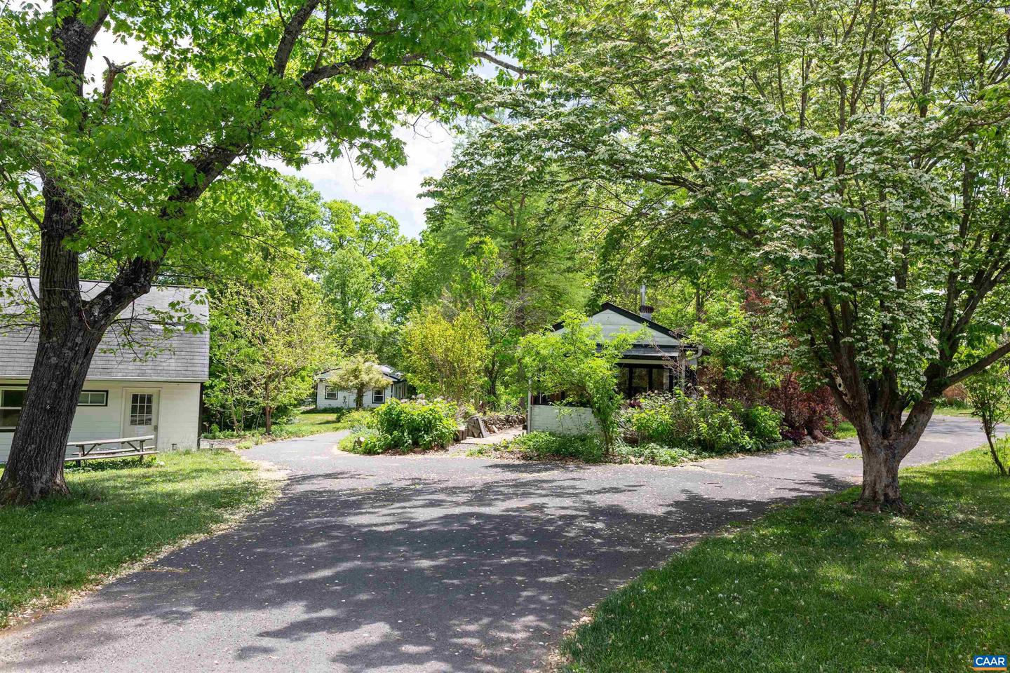 88 Windhaven Ln Property Photo 1