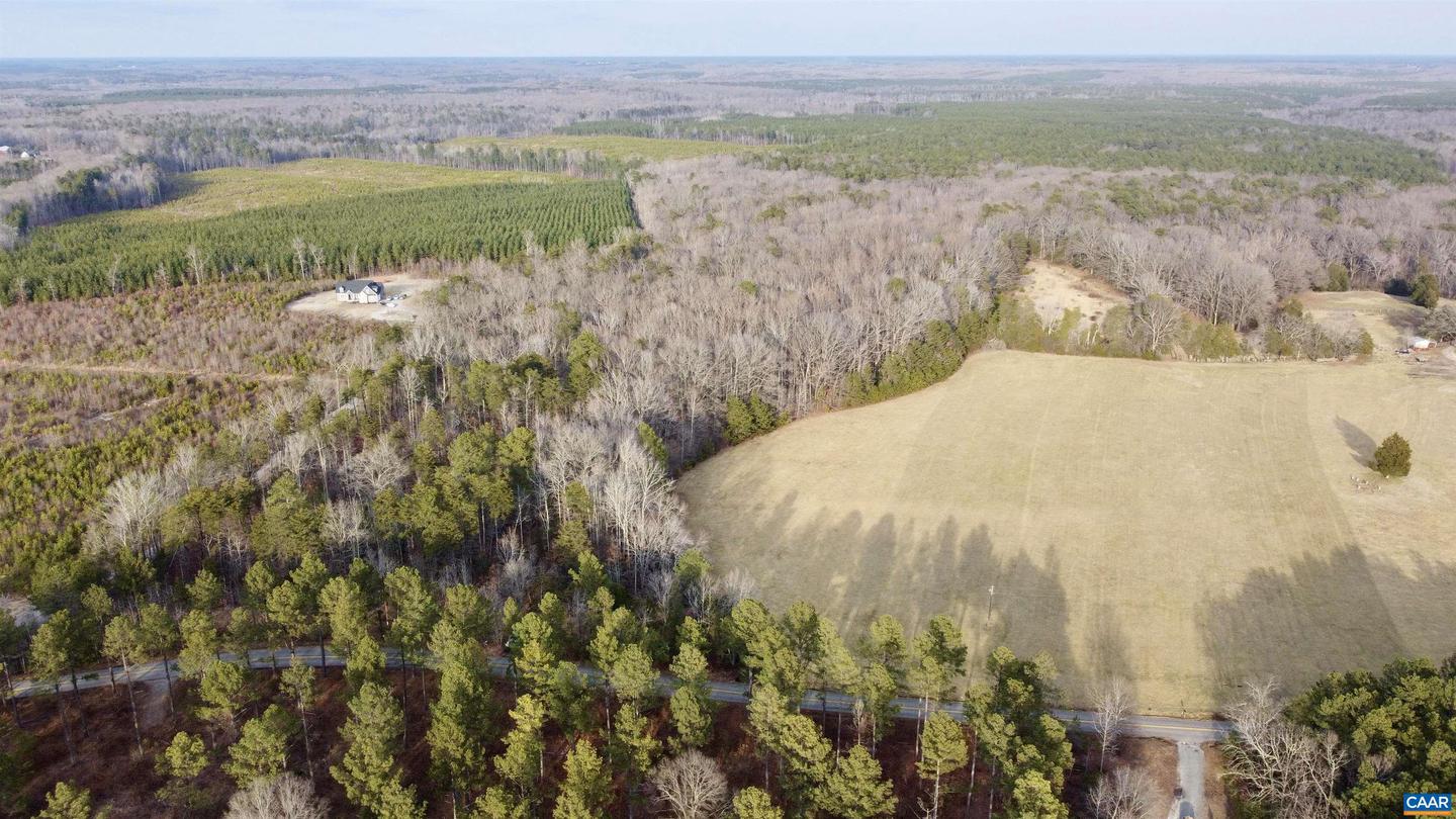 20602 Beaverdam Rd Property Photo