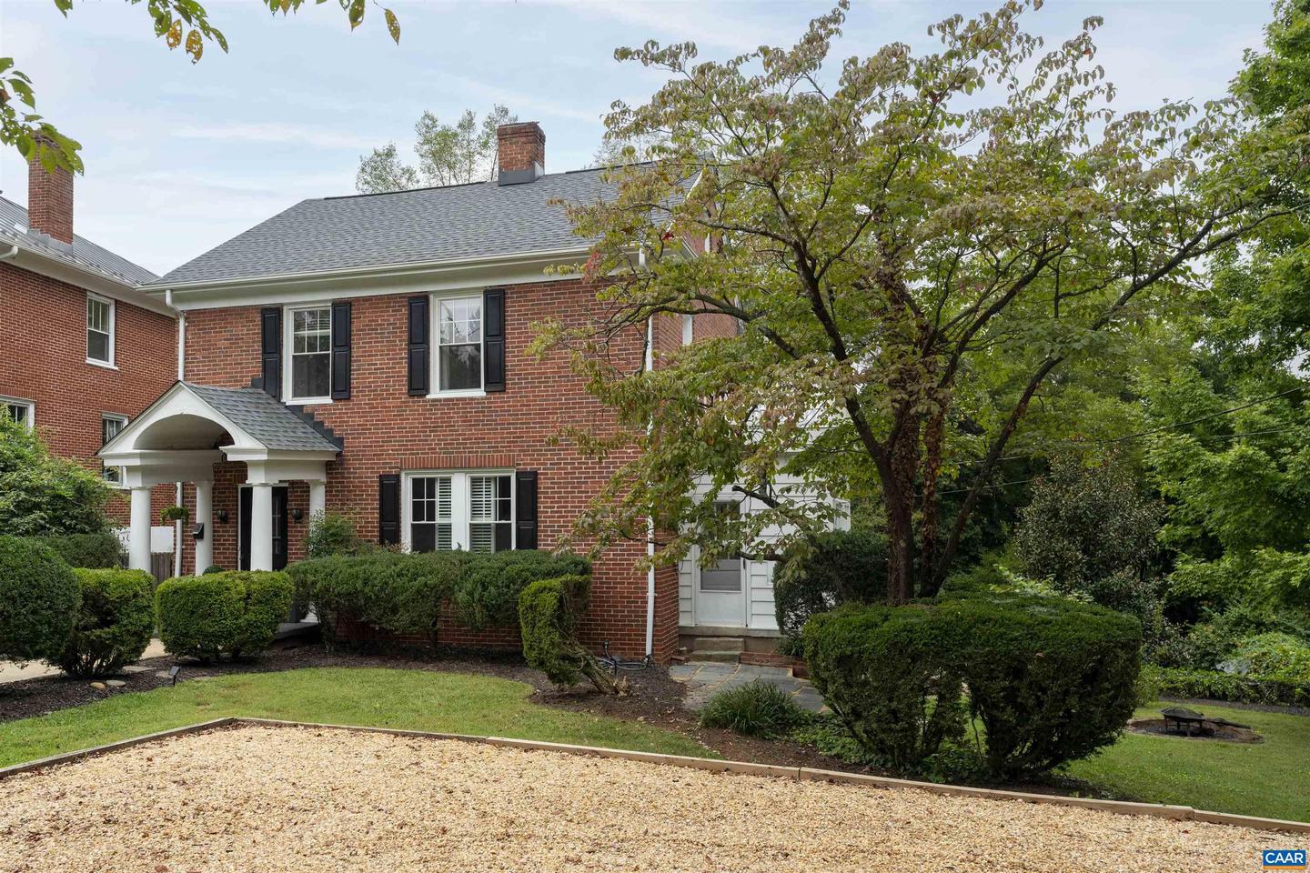 883 Locust Ave Property Photo