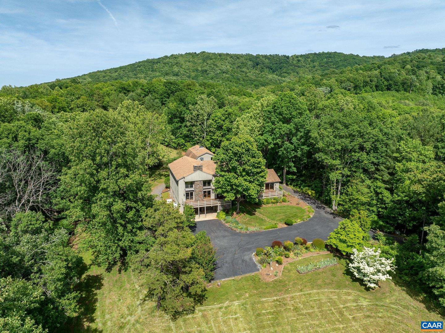 189 Pilot Mountain Hollow Property Photo