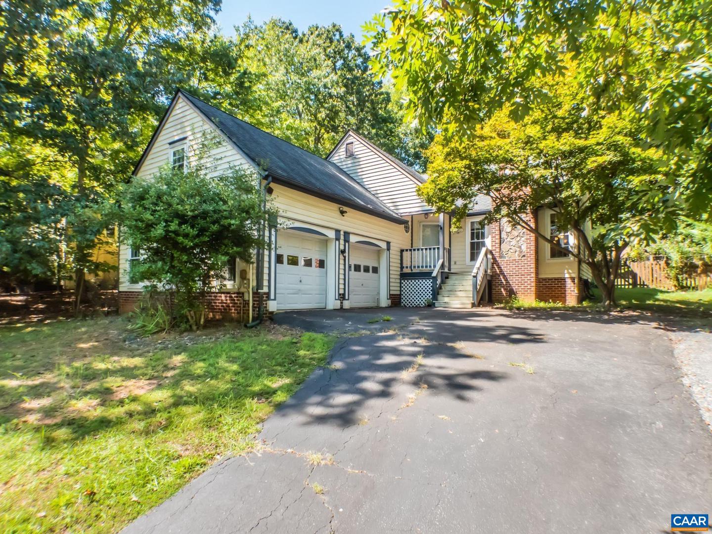 10 Piedmont Ln Property Photo
