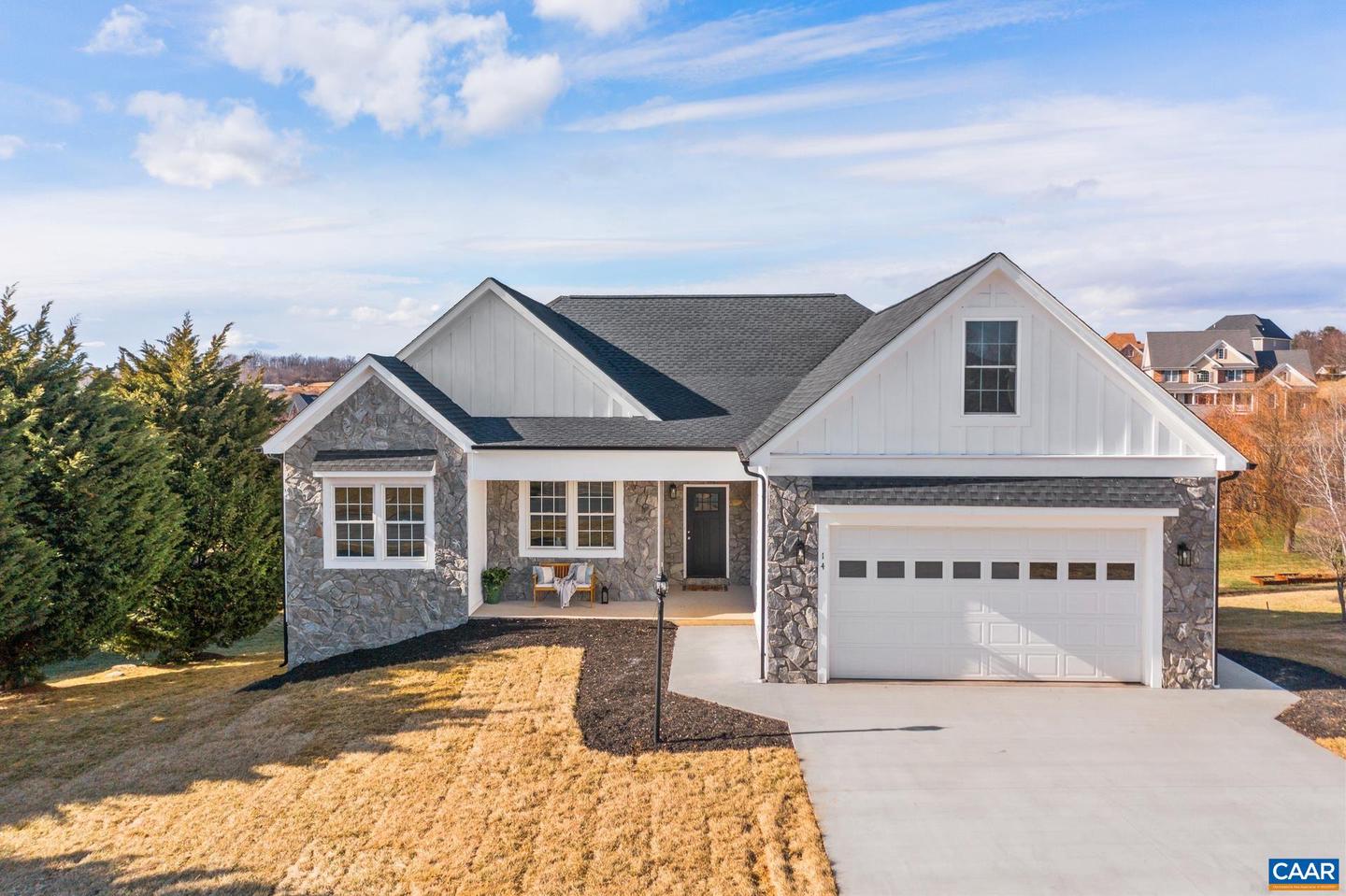 14 Stoney Creek Cir Property Photo