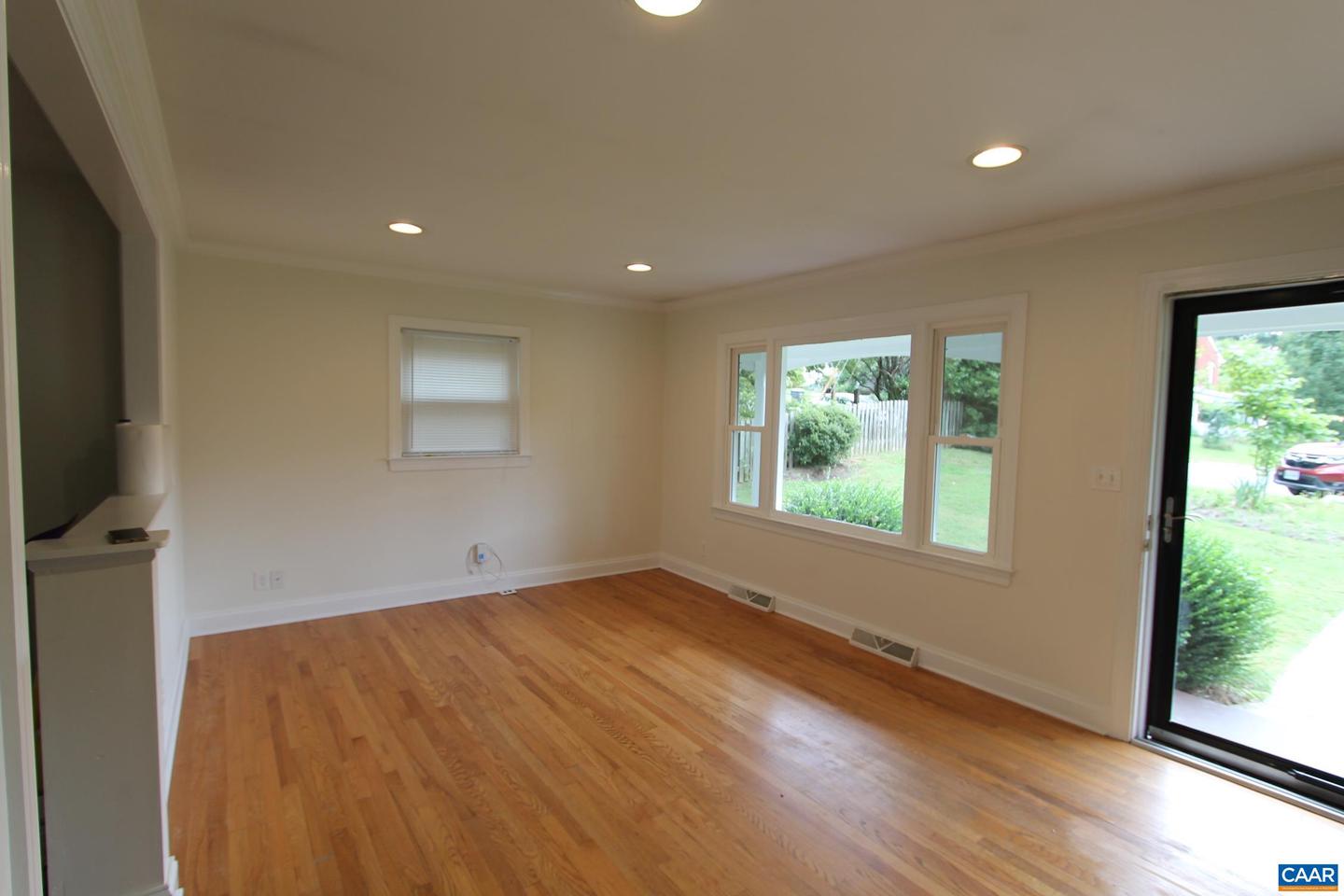 616 Elizabeth Ave Property Photo