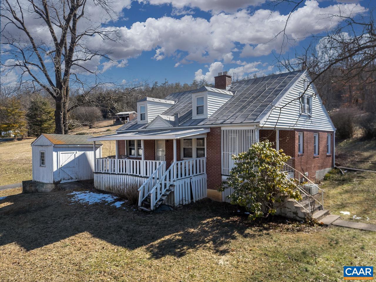 2068 Lee Hwy Property Photo