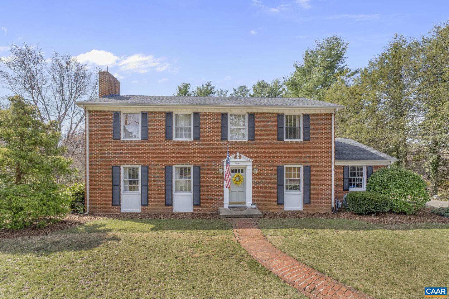 1400 Chatham Rd Property Photo