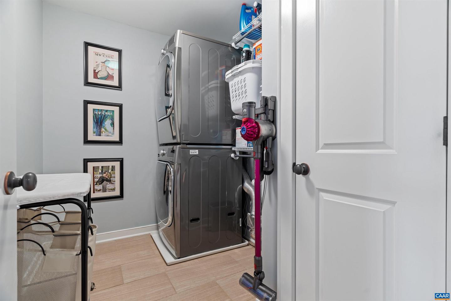 664 Tyree Ln Property Photo 23