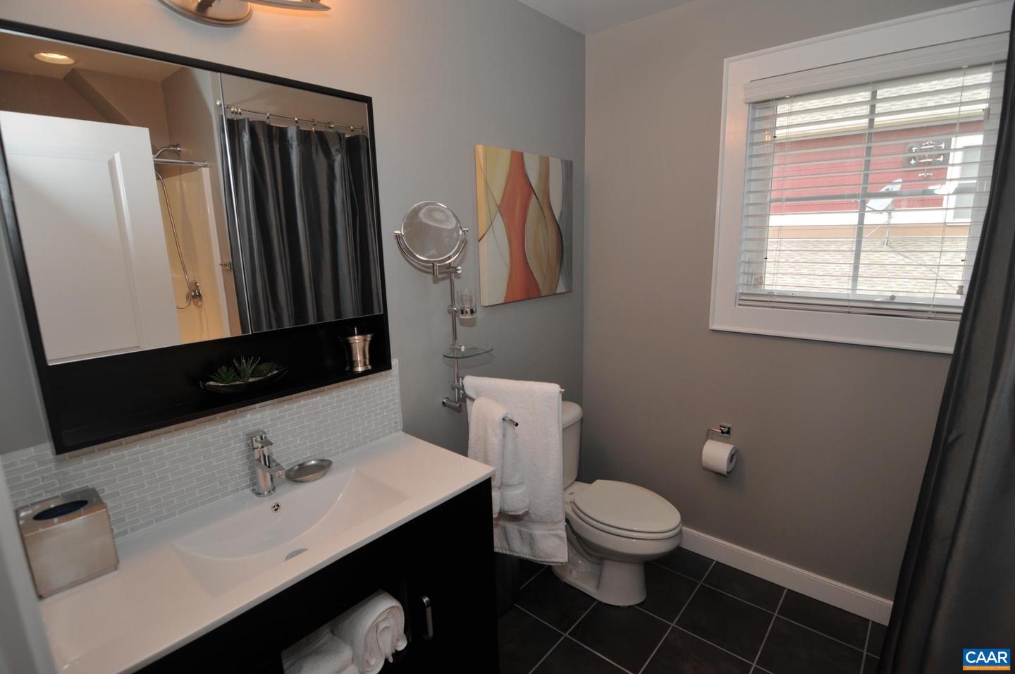 664 Tyree Ln Property Photo 36