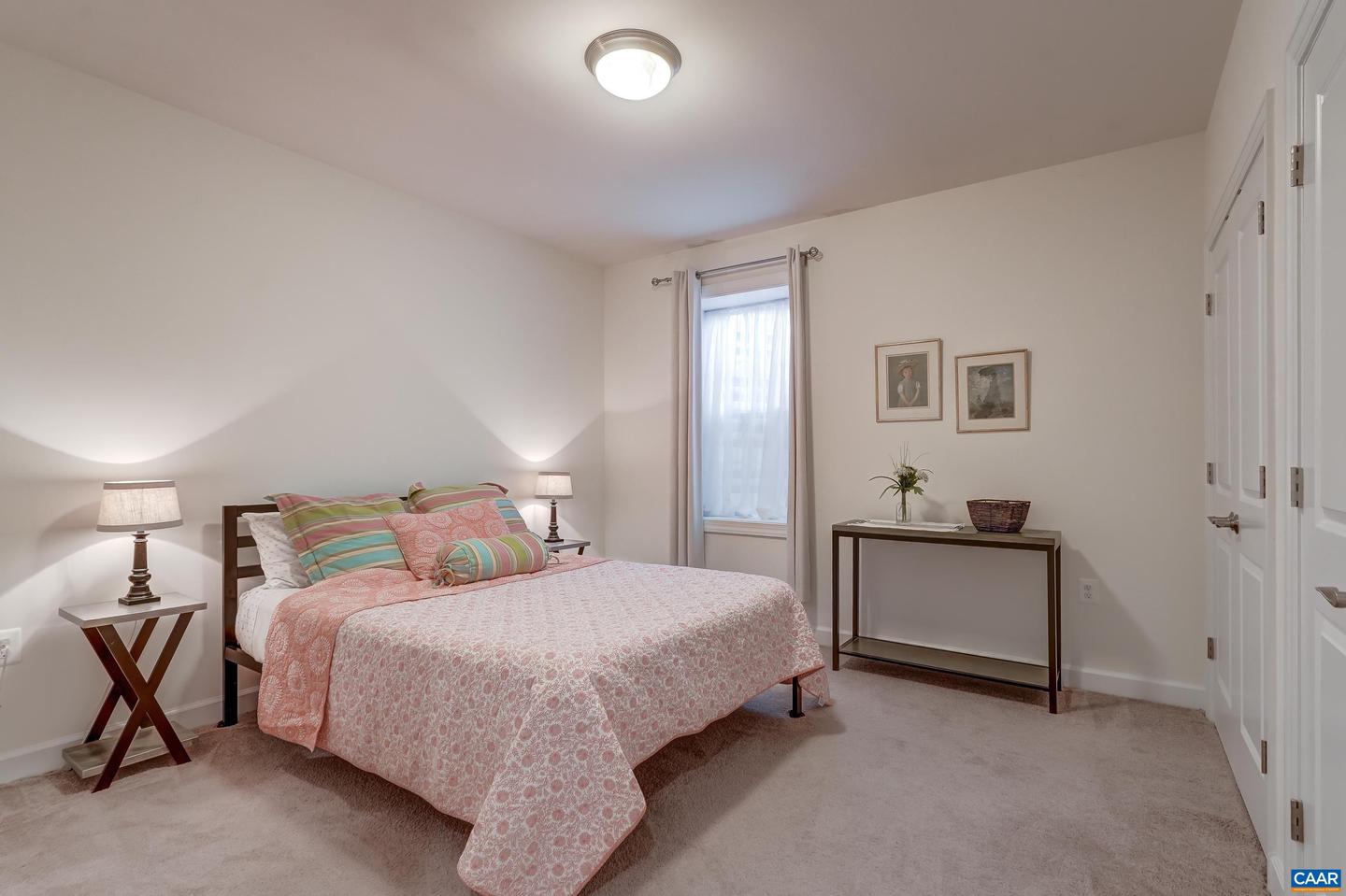 602 Byward St Property Photo 41