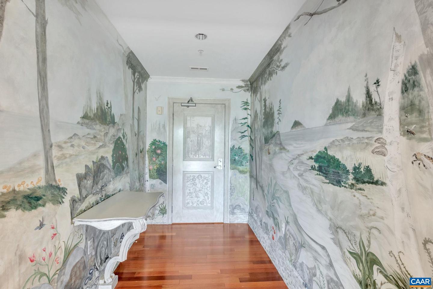 210 Ne 10th St #103 Property Photo 14