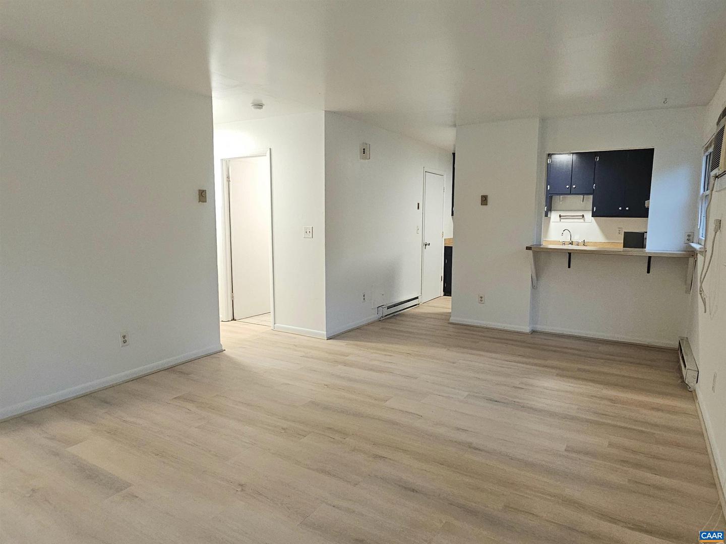 301 Paton St #a & B Property Photo 1